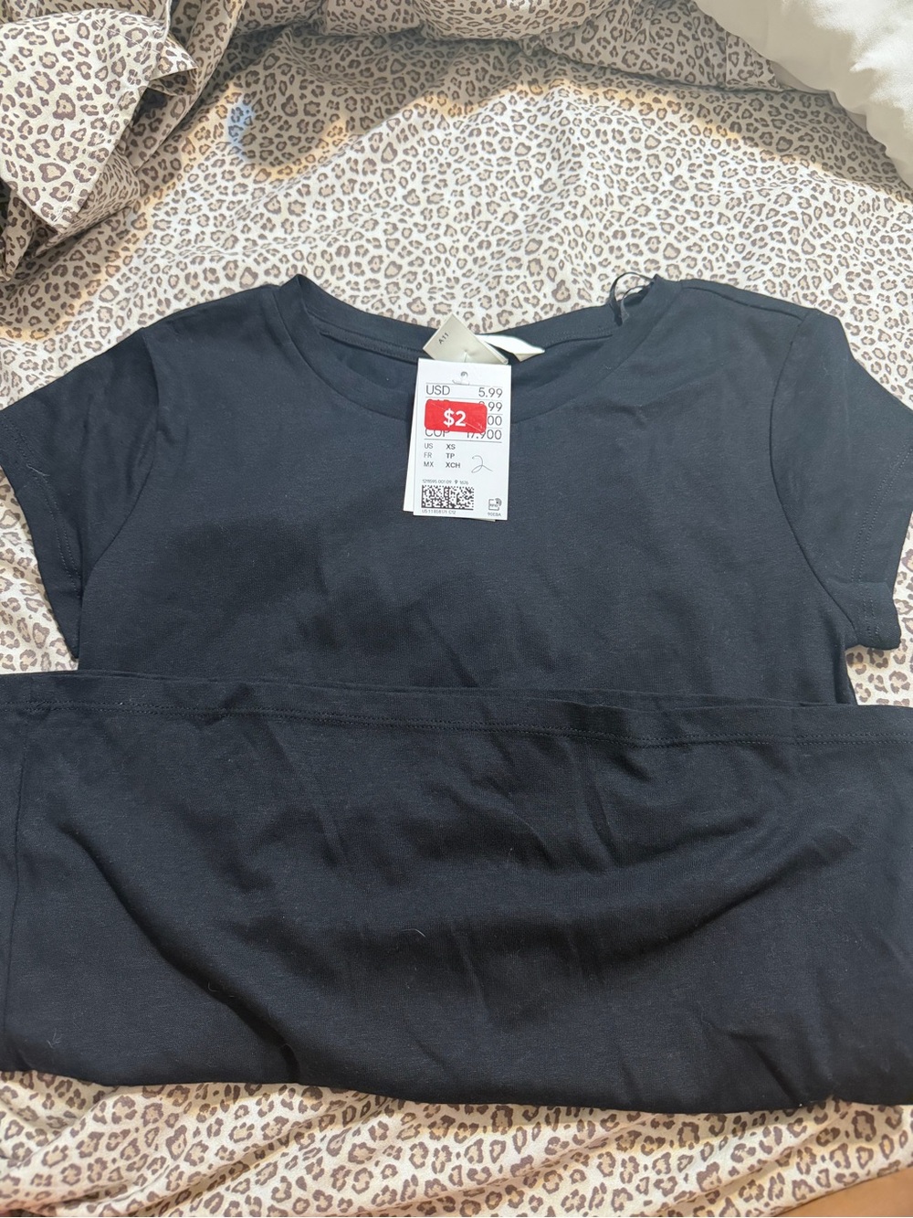 H&M Black Short Sleeve Crew Neck Tee